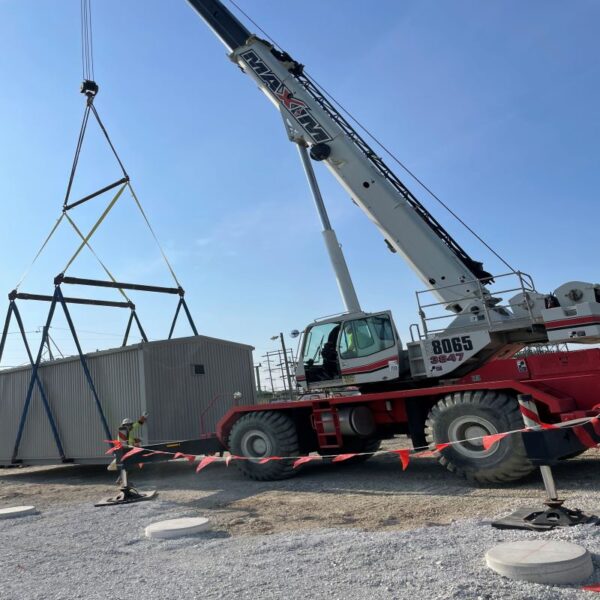 2022 Laffeyette crane lift 1